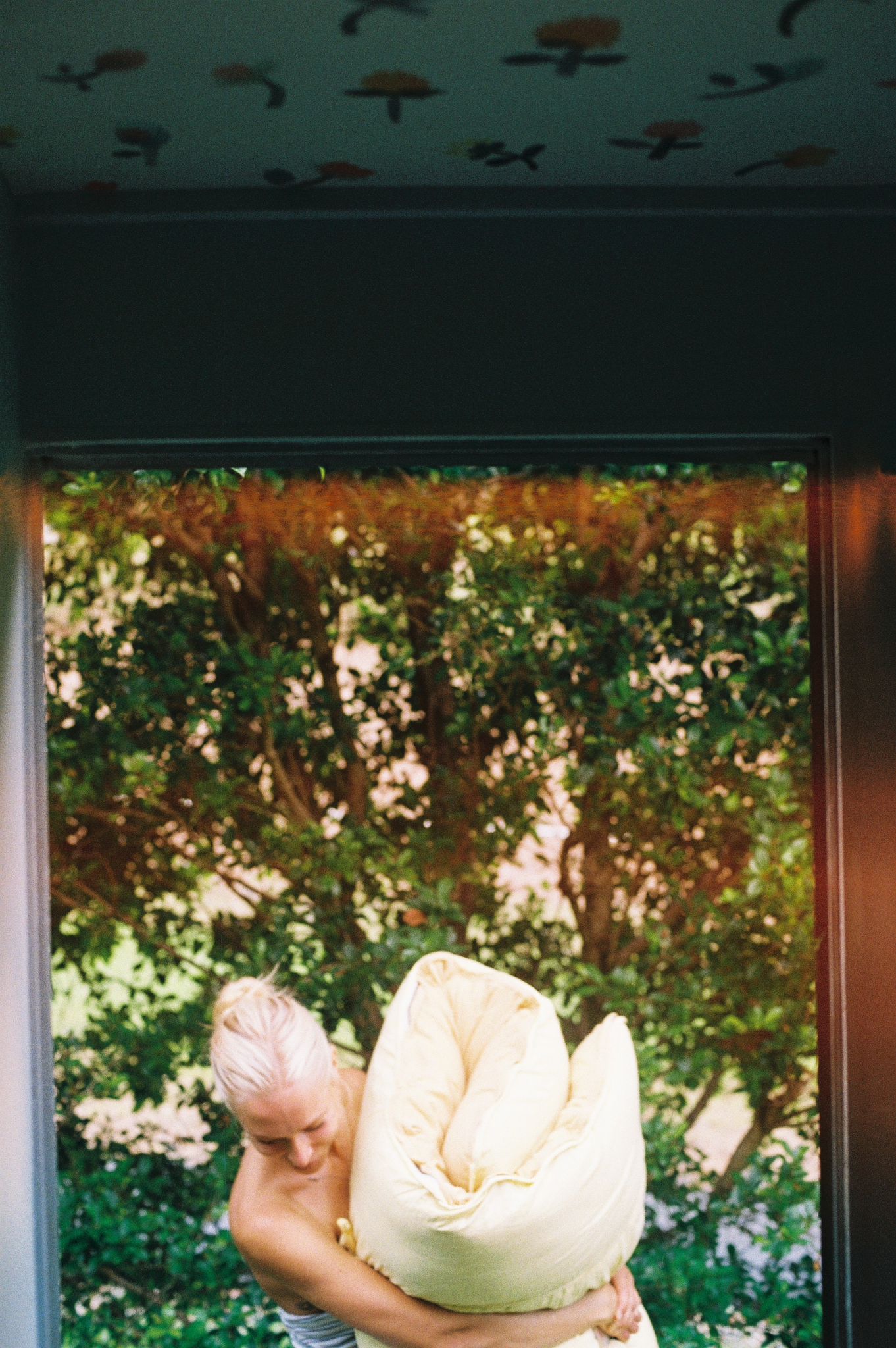 Daisy Yellow & Lemon Bed